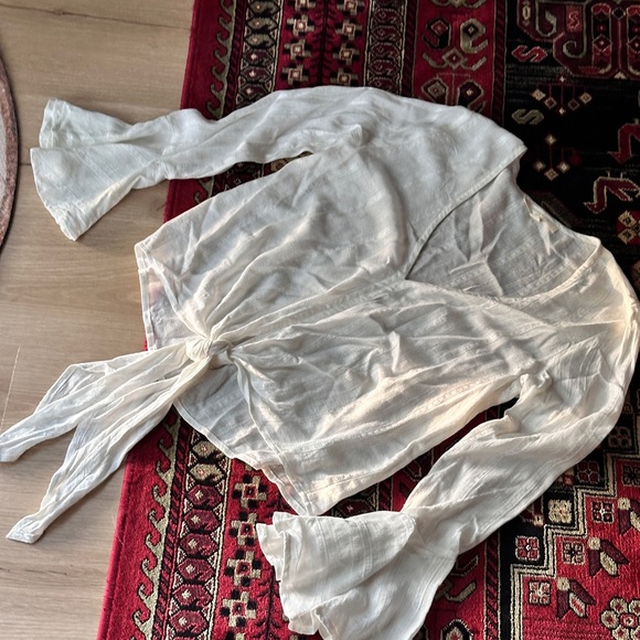 *Grade & Gather White Pleated Bell Sleeve Tie Top - Picture 6 of 8